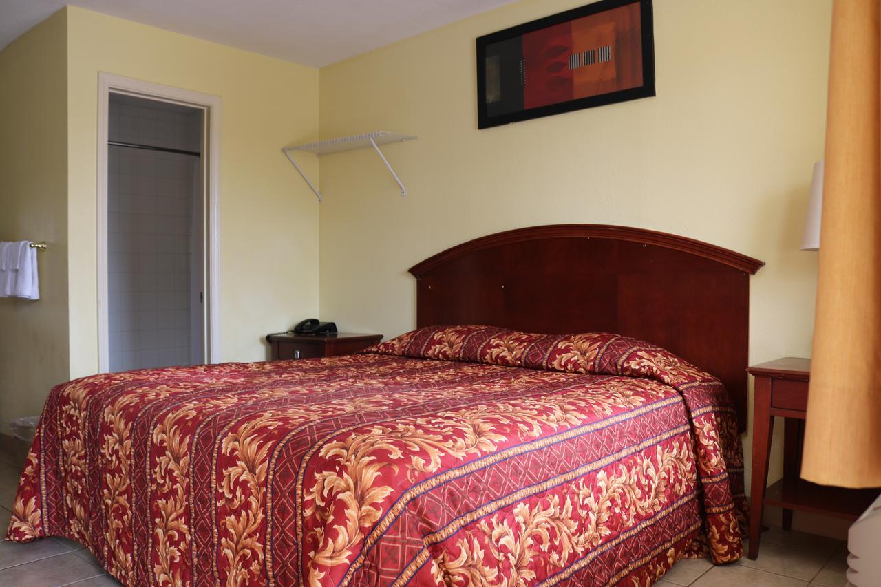 Great Western Inn Pasadena Bagian luar foto
